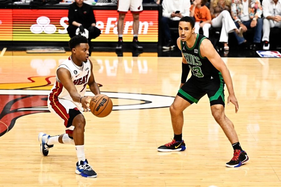 Miami Heat qued&oacute; a una victoria de clasificarse a la final de la NBA