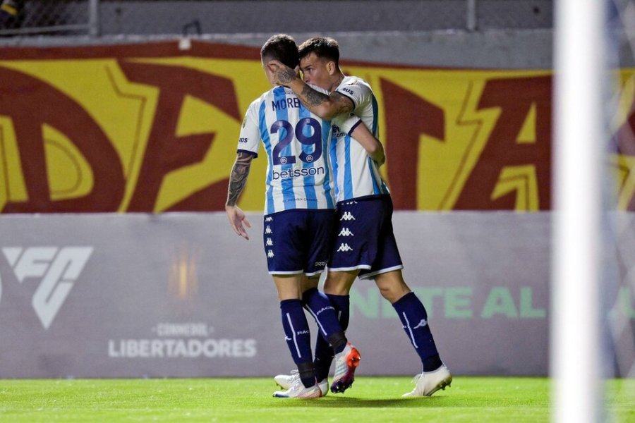 RACING LE GAN&Oacute; AL AUCAS EN ECUADOR