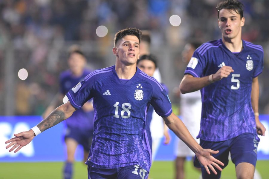 ARGENTINA SE FLORE&Oacute; ANTE NUEVA ZELANDA