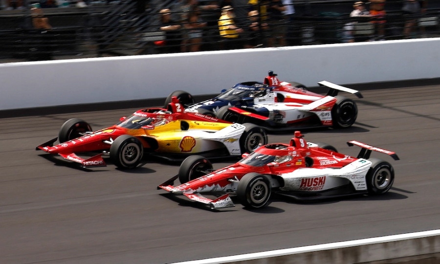 La apretada definici&ouml;n: Newgarden, Ericsson y Santino Ferrucci.
