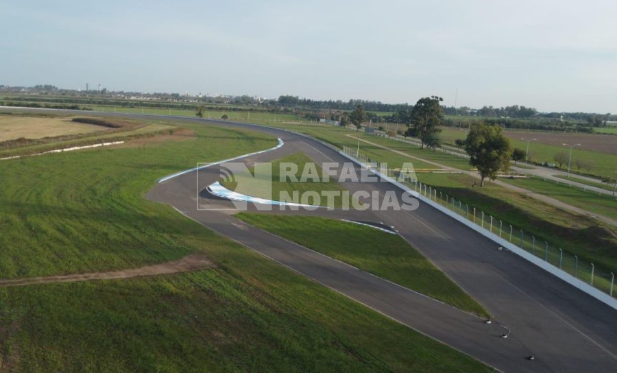 Trabajos de emprolijamiento y presentaci&oacute;n del circuito.