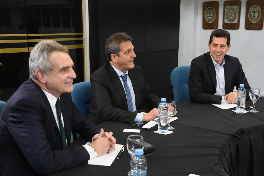Agust&iacute;n Rossi, Sergio Massa y Wado de Pedro