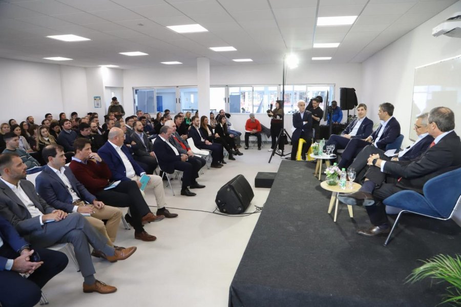 Los participantes del conversatorio pudieron quedarse con valiosas experiencias y saberes para desarrollarse en el mundo del seguro.
