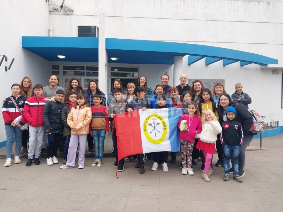 Alumnos y docentes de diferentes partes de la provincia viajaron a Tecn&oacute;polis.