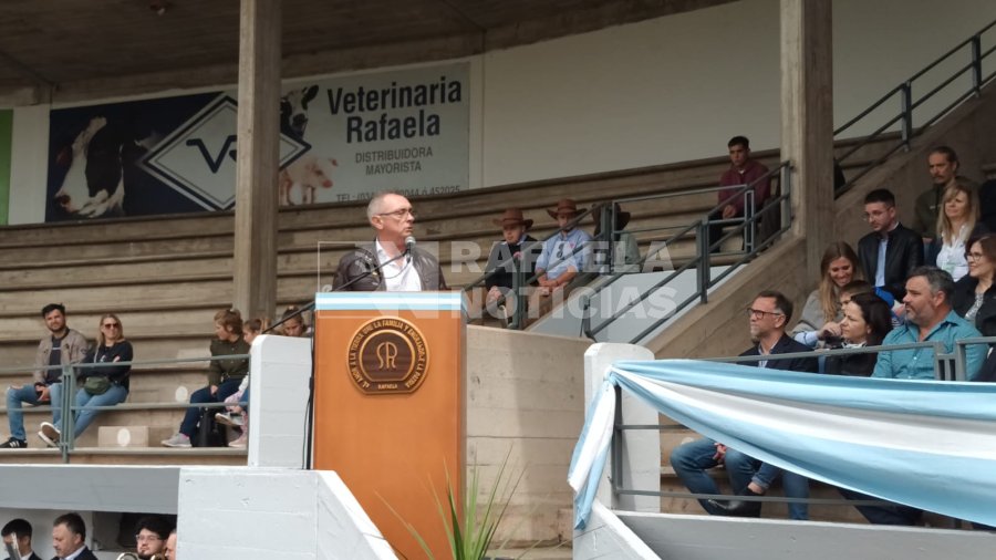 Ministro de <b>Producci&oacute;n, Ciencia y Tecnolog&iacute;a</b>, Daniel Costamagna.