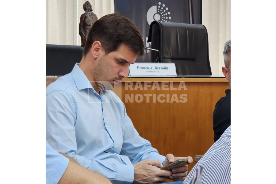 Intendente electo Leonardo Viotti: tel&eacute;fonos al rojo para asegurar la transici&oacute;n.