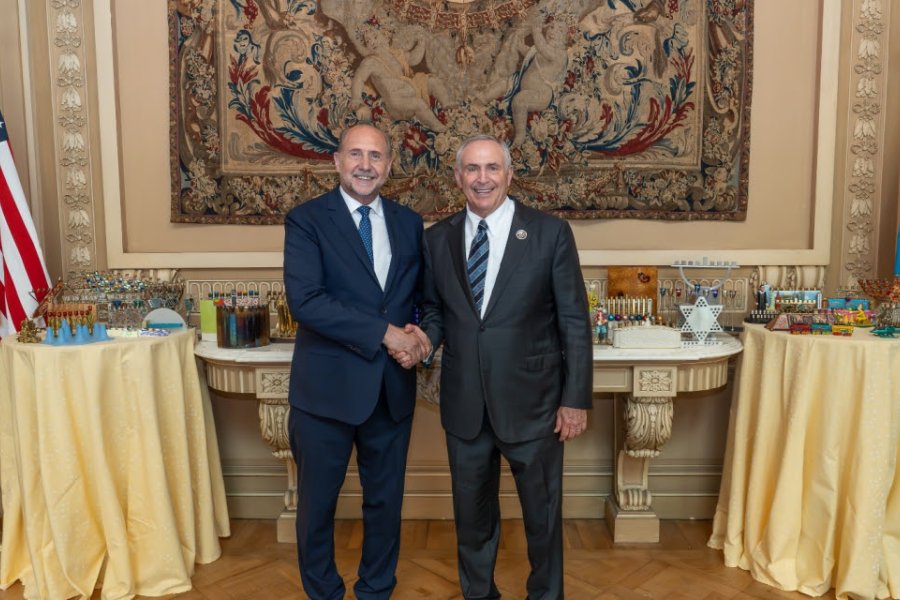 Perotti mantuvo un encuentro con el embajador de Estados Unidos en Argentina, Marc Stanley,