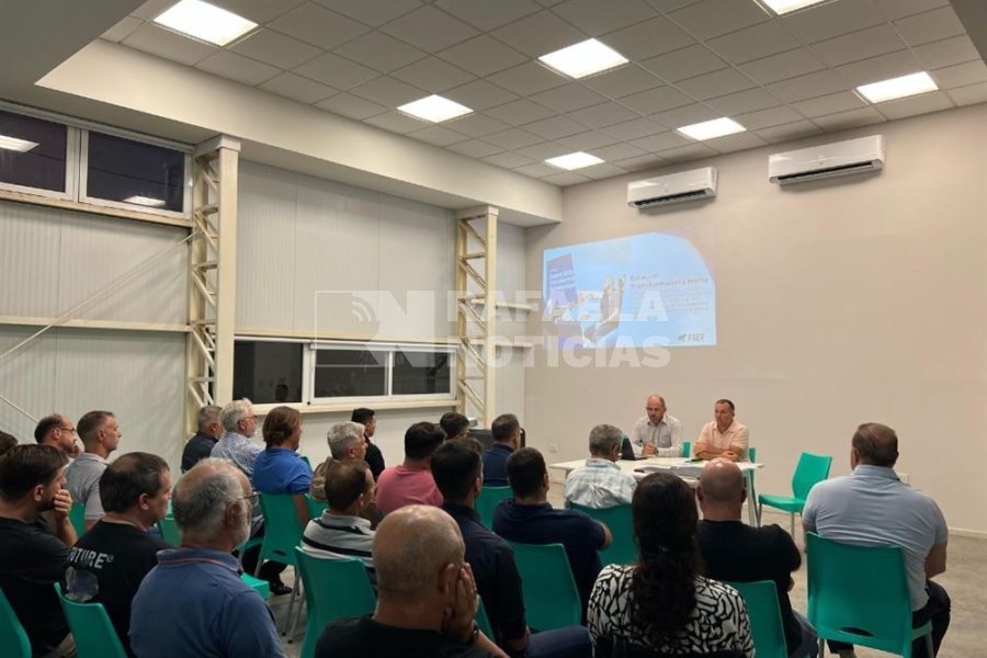 La asamblea se realiz&oacute; en el SUM del PAER.