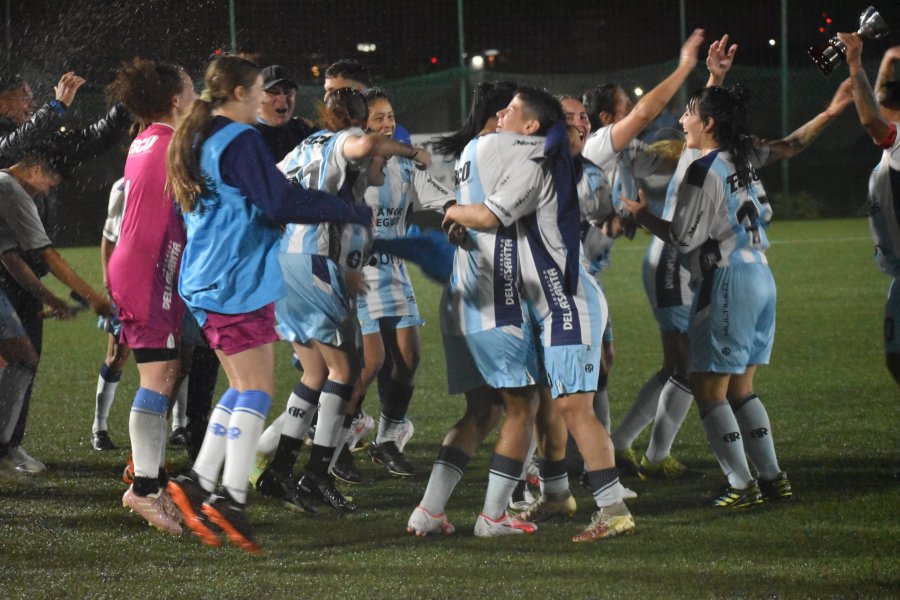 Las chicas de &ldquo;La Crema&rdquo; se quedaron con el Torneo Reducido de la Primera "C" de AFA