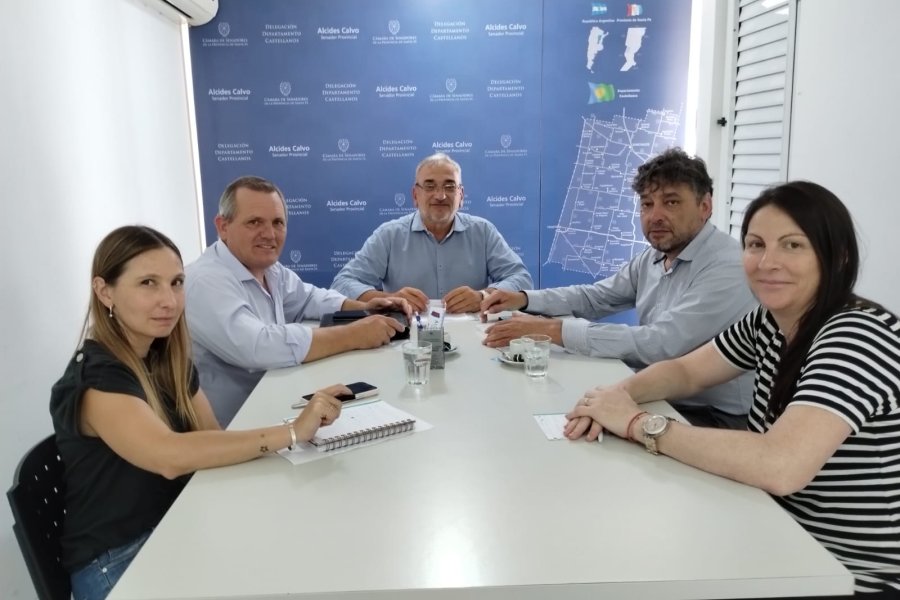 La reuni&oacute;n se concret&oacute; en la delegaci&oacute;n de Rafaela de la C&aacute;mara de Senadores