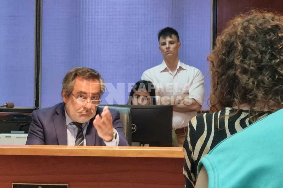 El juez Javier Bottero presidi&oacute; la audiencia.