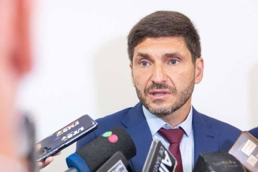 Maximiliano Pullaro se queda en Santa Fe.