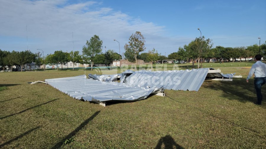 El techo volado en el Centro de D&iacute;a del Club de Leones, barrio Los Nogales.