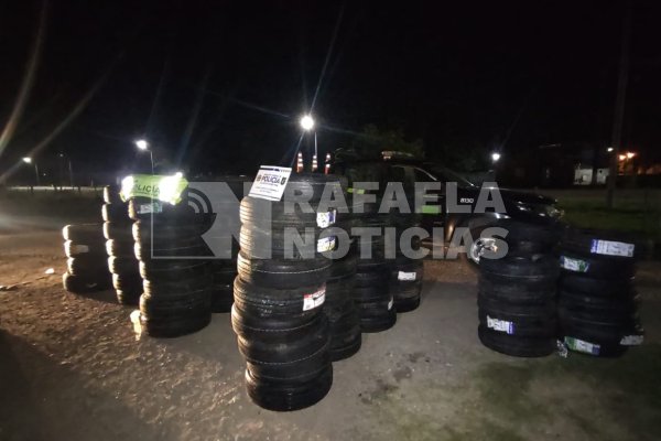 La Policía de Seguridad Vial detectó contrabando de cubiertas en Huanqueros