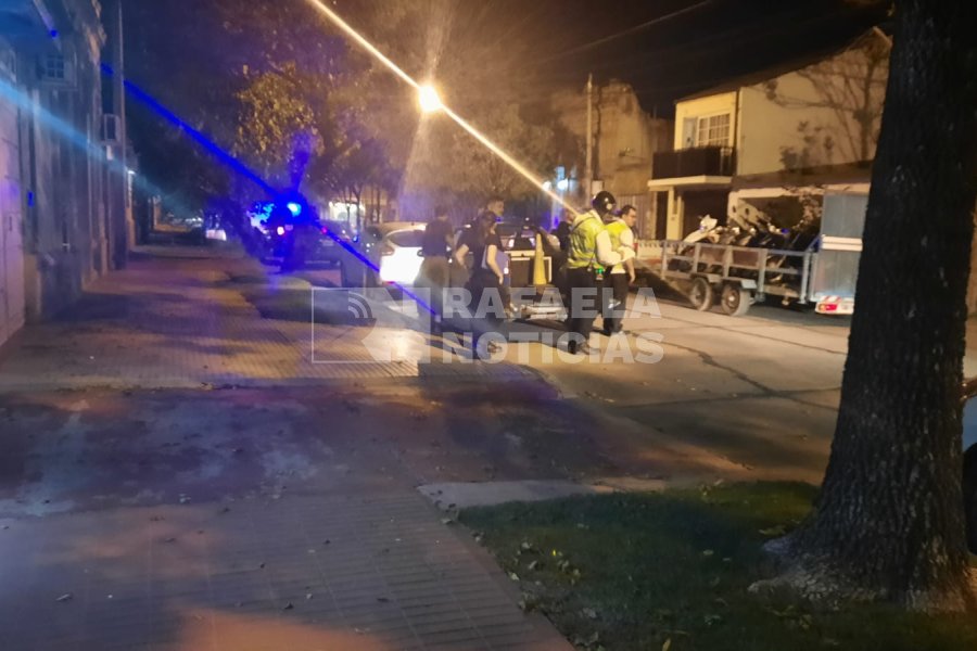 Fuerzas de seguridad procedieron a retener la moto en Avanthay al 200