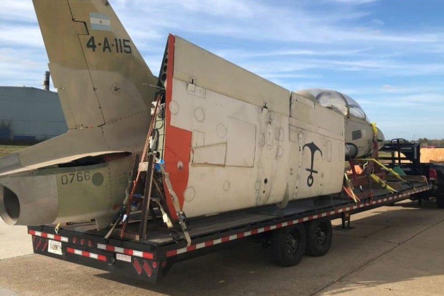 Tambi&eacute;n es utilizado por el equipo de exhibici&oacute;n acrob&aacute;tica Frecce Tricolori de la Fuerza A&eacute;rea Italiana