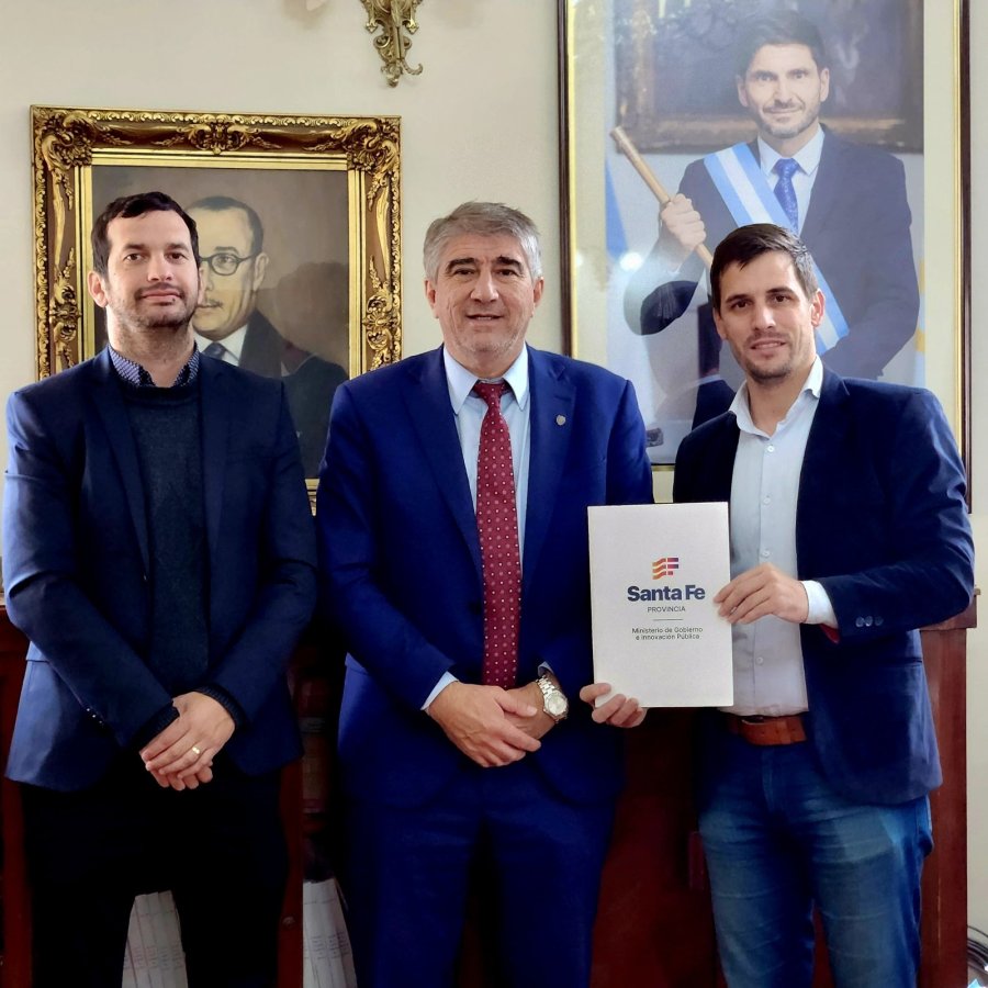 Viotti, junto a Mart&iacute;nez Saliba y el Ministro Bast&iacute;a. Foto: prensa Municipalidad de Rafaela