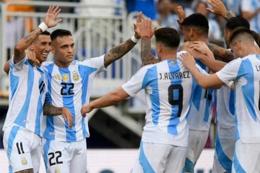 Festejo argentino en el amistoso.