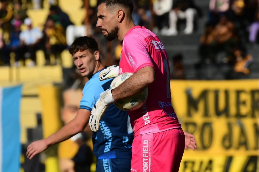 En Atl&eacute;tico debut&oacute; Bilbao en el arco.