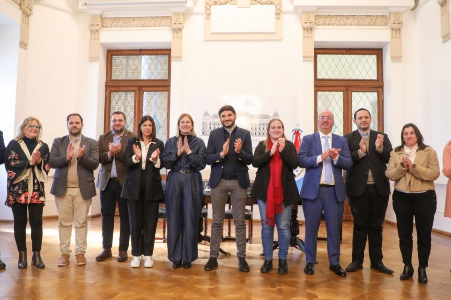 Dispositivos regionales  Cabe recordar que durante los primeros seis meses de la actual gesti&oacute;n, Aprecod puso en marcha el OPCP -sum&aacute;ndose tambi&eacute;n al Observatorio Nacional-, y disp