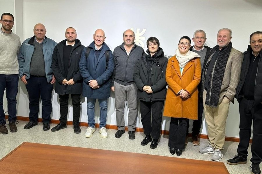 La delegaci&oacute;n visit&oacute; las instalaciones de la UTN y se interioriz&oacute; sobre las actividades acad&eacute;micas.