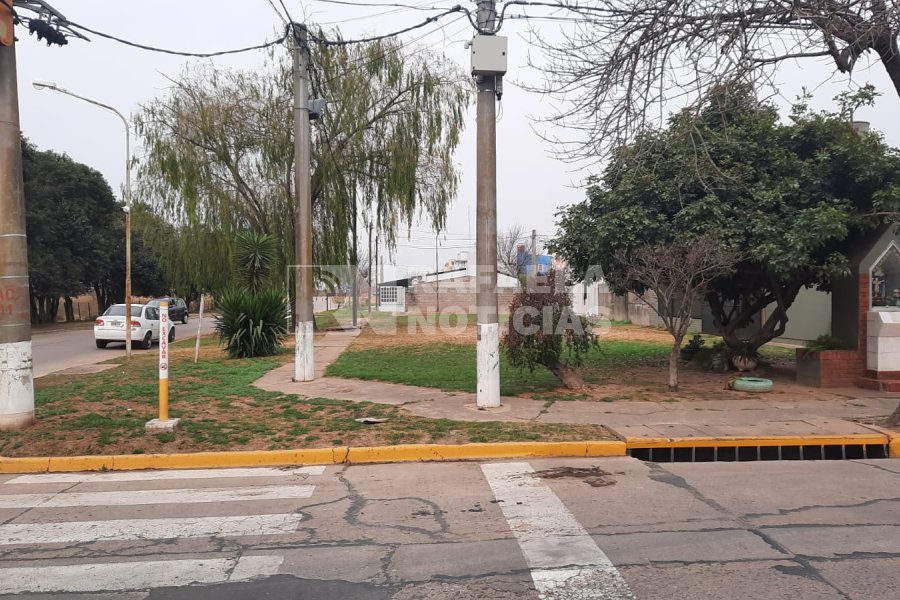 R&iacute;o de Janeiro y Arist&oacute;bulo del Valle, lugar donde piden se instale un centro de salud.