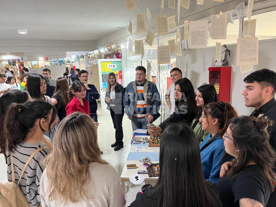 Inter&eacute;s de los estudiantes que buscan opciones para el futuro.