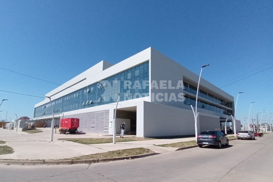 El hospital de barrio Los Arces, en su fase final de construcci&oacute;n.