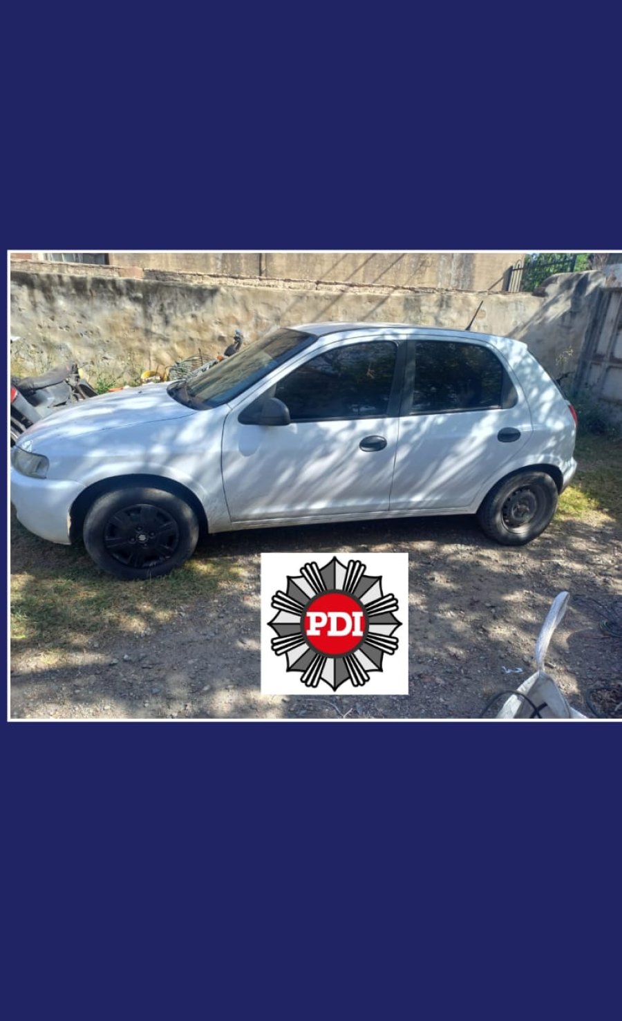 Autom&oacute;vil Suzuki Fun en el cual circulaba el autor del hecho