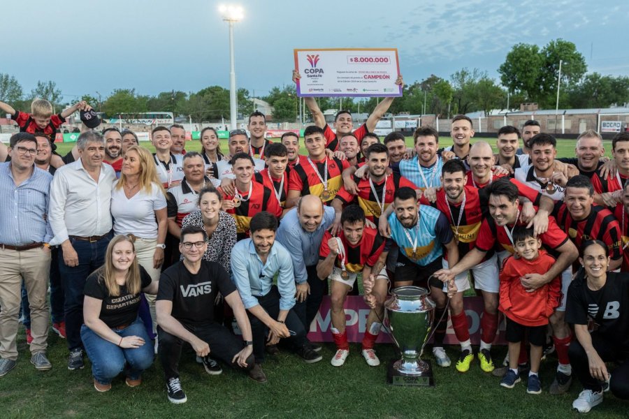 Gran festejo esperancino en la Copa Santa Fe.