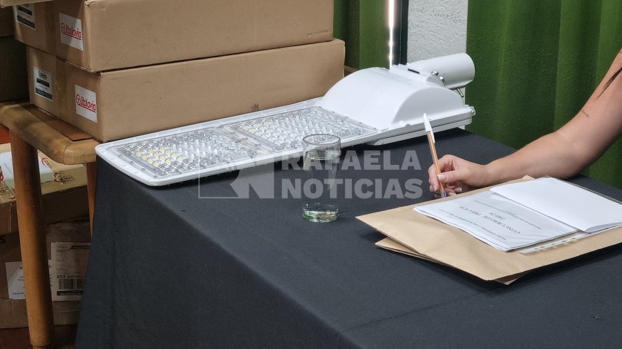 Hoy se presentaron 11 oferentes en total. Foto: RN