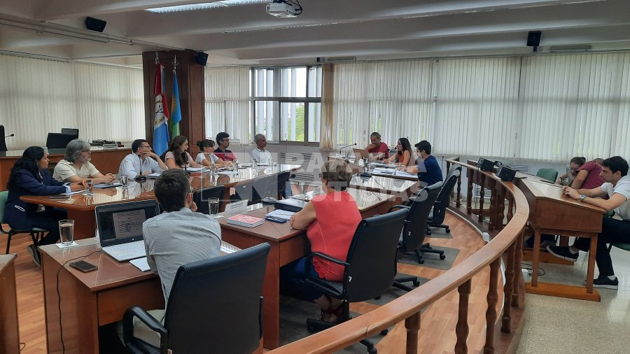 La reuni&oacute;n se desarroll&oacute; en el sexto piso del palacio municipal. Foto: RN