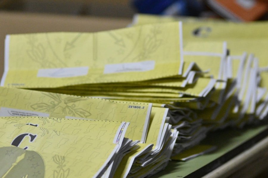 La licitaci&oacute;n contempla las boletas &uacute;nicas para las elecciones Primarias y Generales.