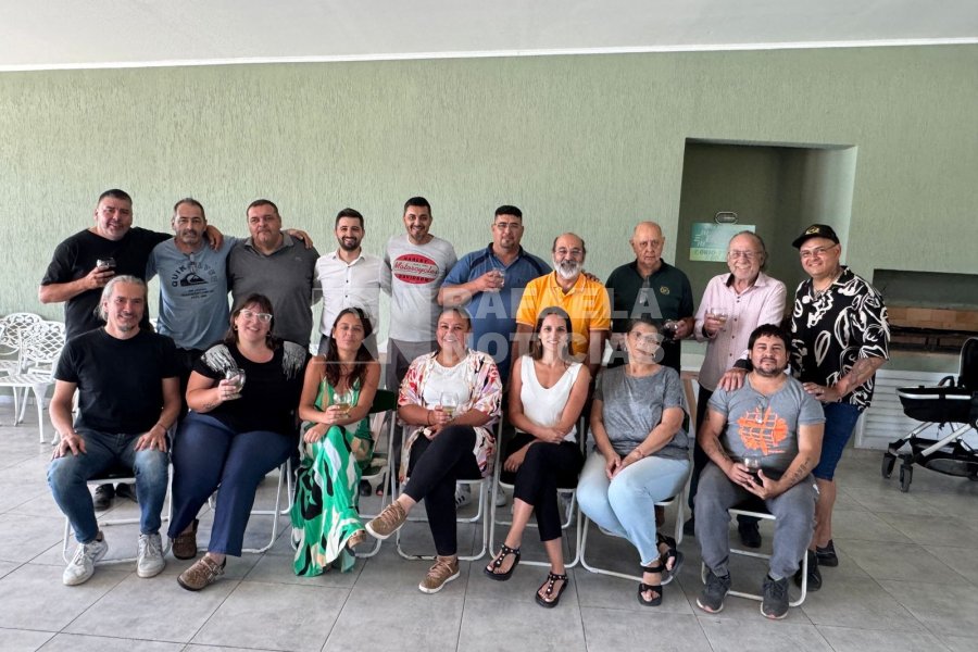 Integrantes de la Federaci&oacute;n de Entidades Vecinales.
