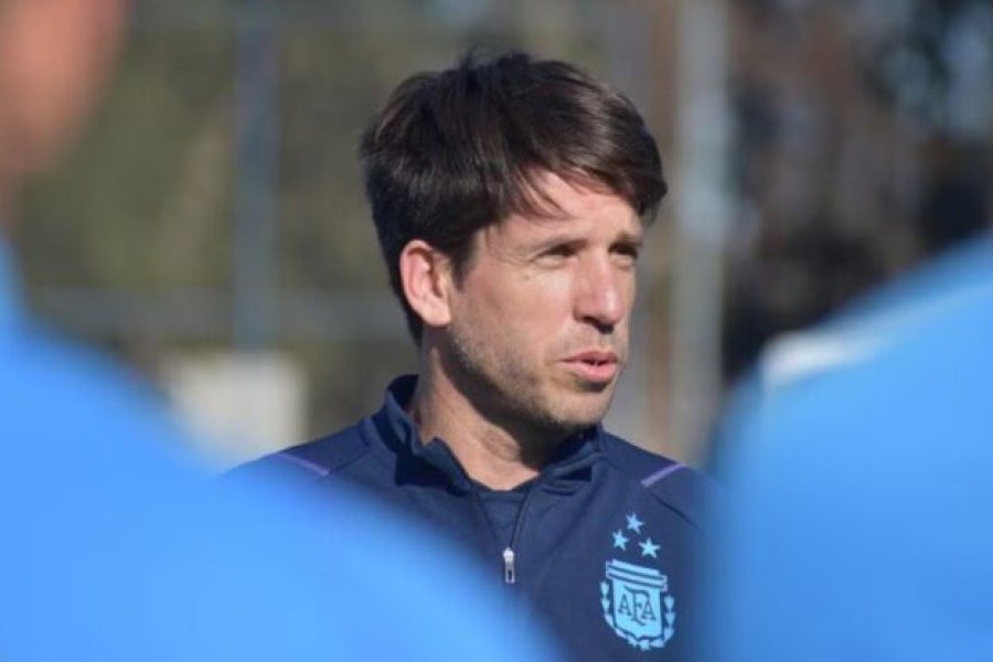 Diego Placente reemplaz&oacute; a Javier Mascherano