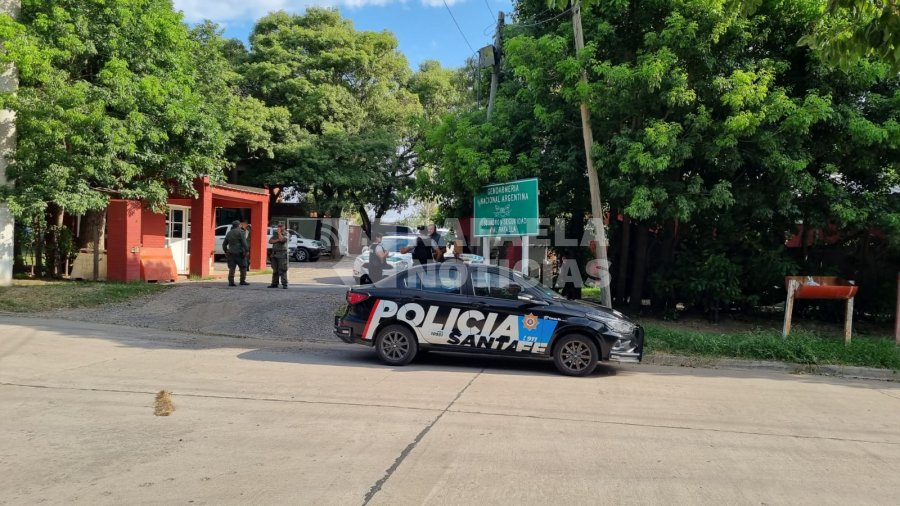 El remisero pidi&oacute; ayuda en la sede de Gendarmer&iacute;a.