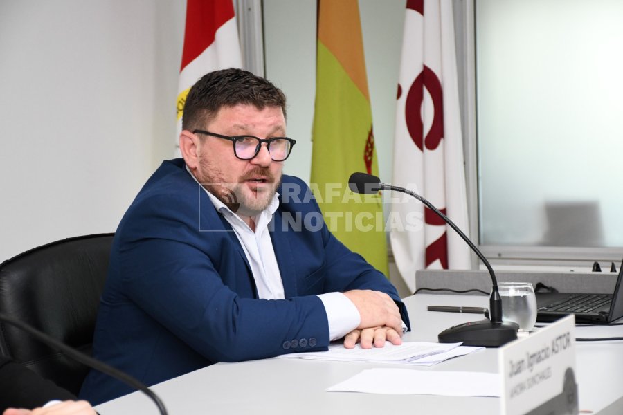 El intendente sunchalense durante su presentaci&oacute;n.