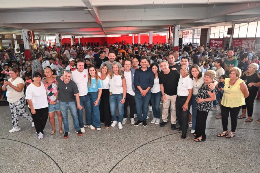 Multitudinario encuentro del socialismo en Rosario.