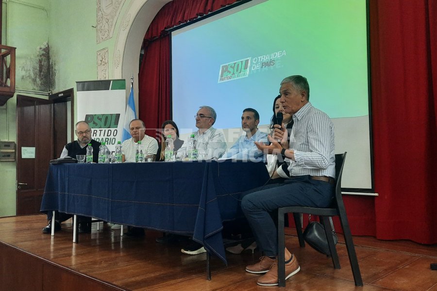 Expositores en la actividad desarrollada este viernes.