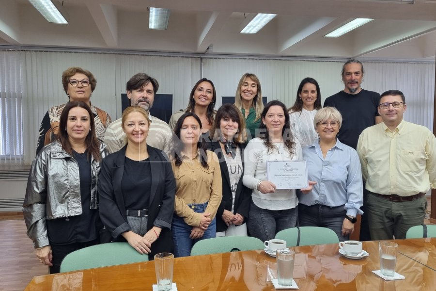Concejales junto a miembros del Cap&iacute;tulo litoral de la Sociedad Argentina de Diabetes