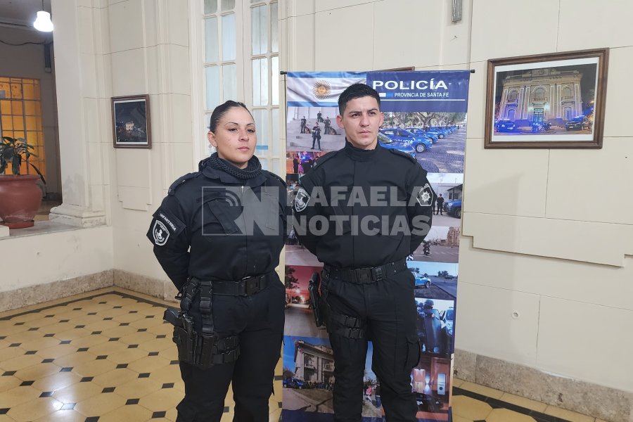 Suboficial de Polic&iacute;a Oriana Bustamante y Suboficial de Polic&iacute;a Leonardo Wildemer