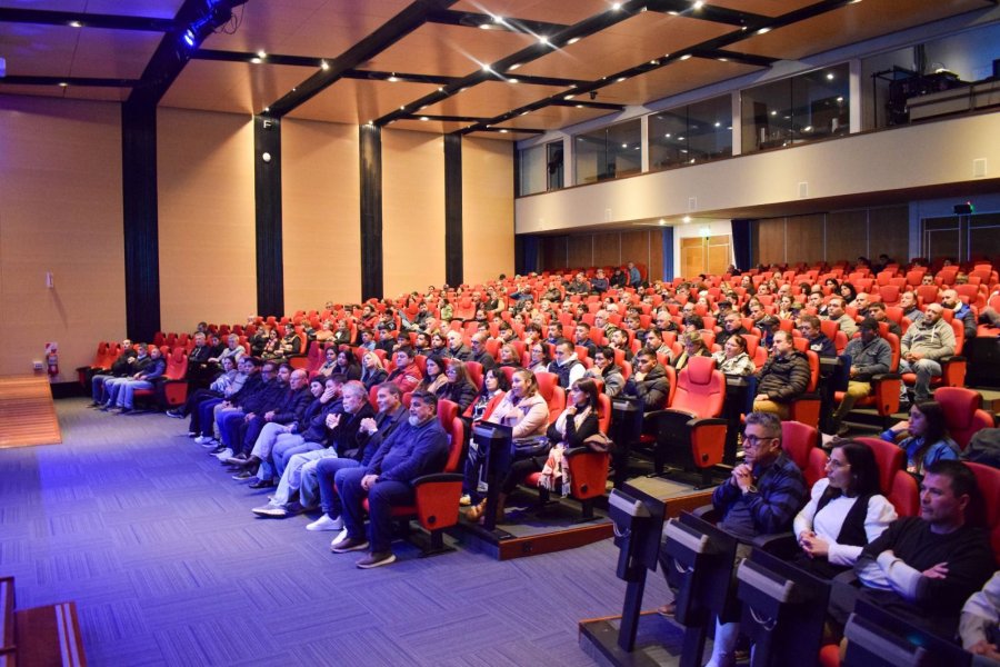 El acto fue encabezado H&eacute;ctor &ldquo;Et&iacute;n&rdquo; Ponce; y Dar&iacute;o Cocco.