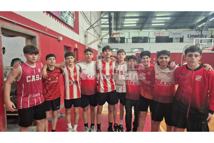 Equipo U 15 de b&aacute;squet de 9 de Julio.