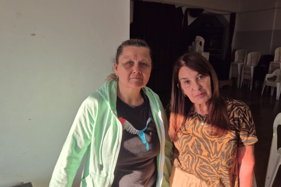 Integrantes de la Comisi&oacute;n Vecinal de barrio Mosconi