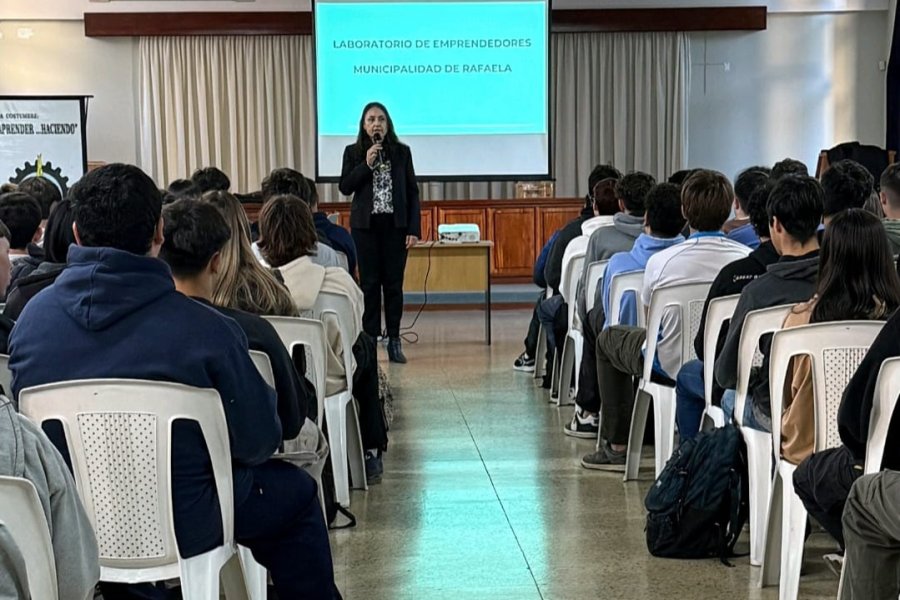 El programa forma parte de Rafaela Genera, una pol&iacute;tica p&uacute;blica que busca sembrar el gen emprendedor rafaelino en los j&oacute;venes de la ciudad.