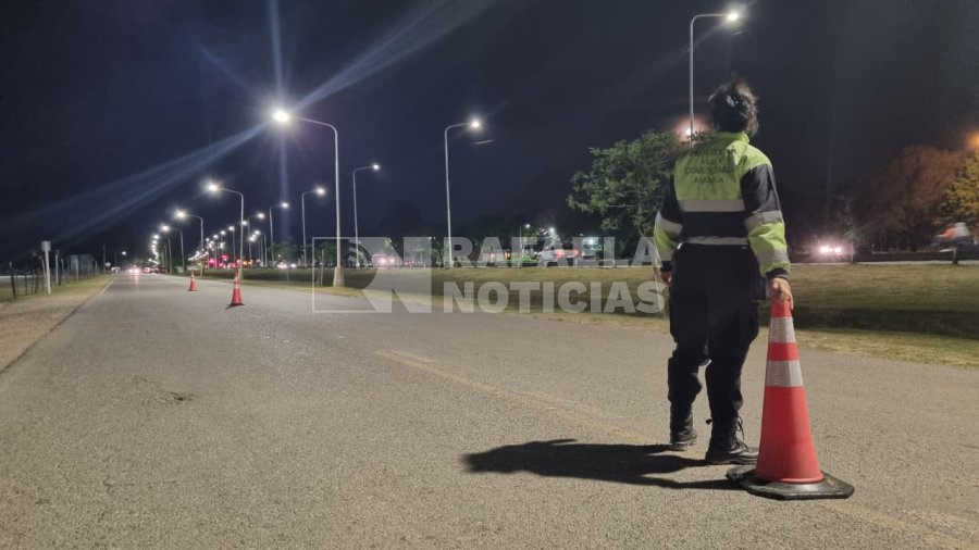 Uno de los puestos fijos sobre la Colectora de la Ruta 34
