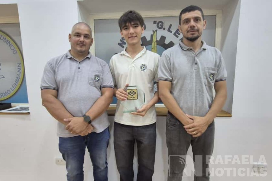 Tom&aacute;s Forni logr&oacute; el segundo puesto en las Olimpiadas Argentinas de Tecnolog&iacute;a