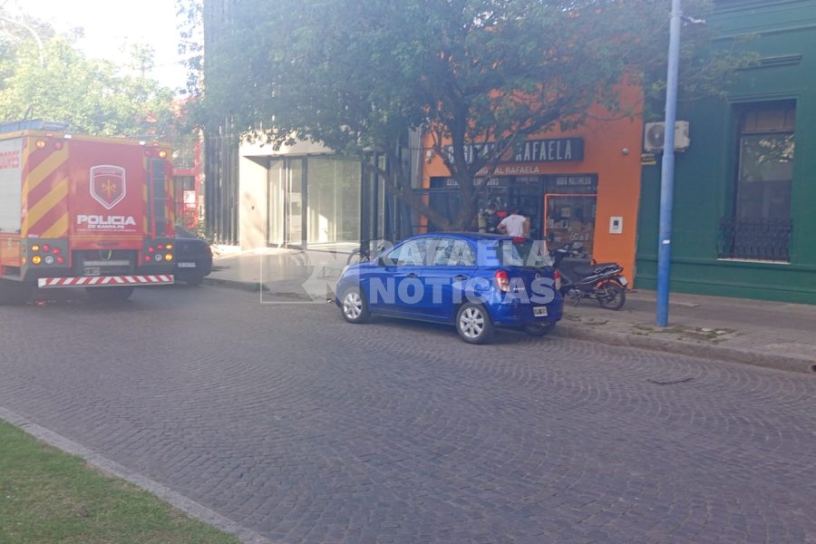 Bomberos Zapadores en el lugar.