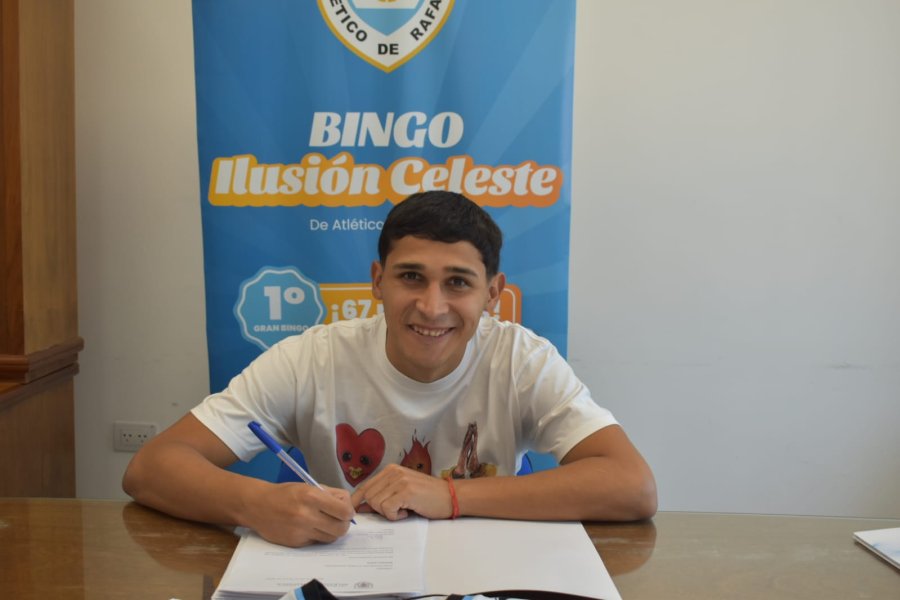 Agust&iacute;n Obando Obando &ndash; extremo izquierdo &ndash; proveniente de Banfield
