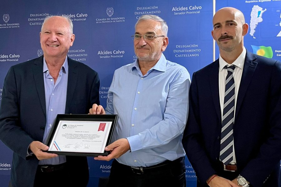 La entrega del reconocimiento se formaliz&oacute; en Rafaela.